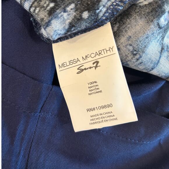 Melissa McCarthy Navy Blue Print Plus Size 2X Sleeveless Jumpsuit Romper NWT - Picture 4 of 5